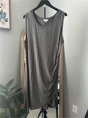 Olive Green Sleeveless Draped Dress